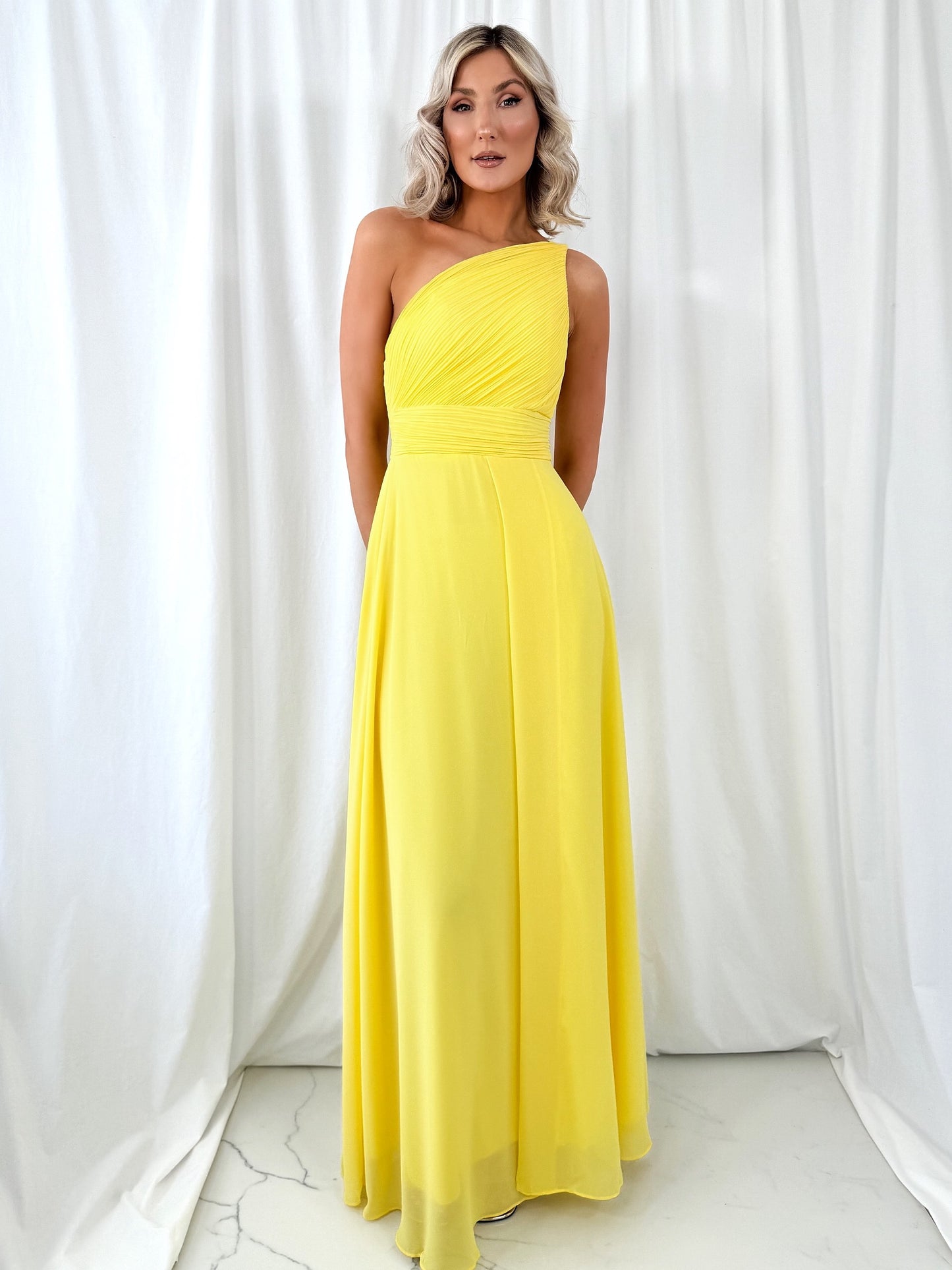 one shoulder maxi dress yellow Toperth Embroidered Floral One-Shoulder Toperth defined by cascading drapes and figure Deanna One-Shoulder Split Maxi Dress