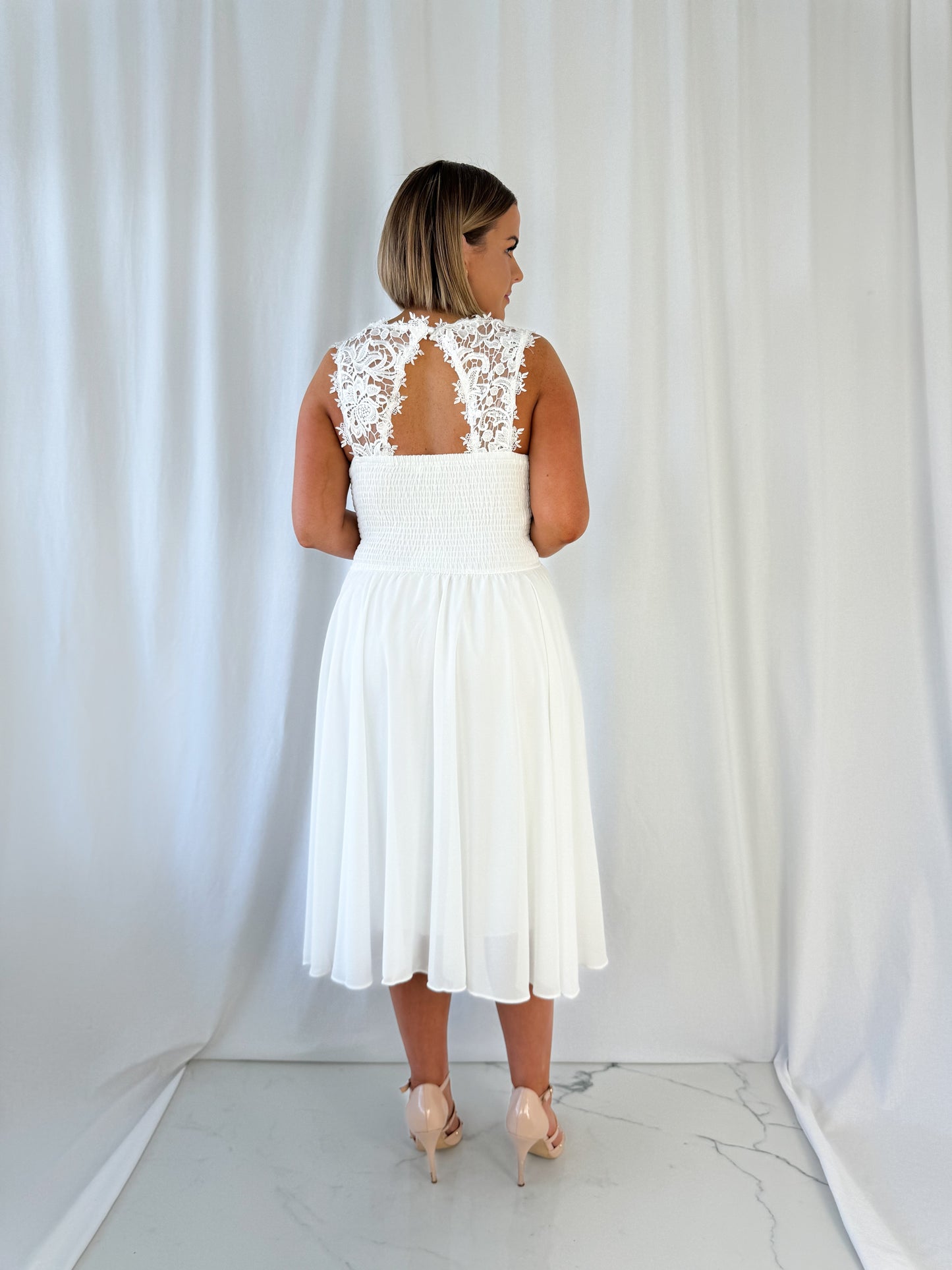 Mathie Embroidered Top Short Curve Dress - White